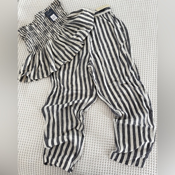 Universal Thread Black and White Striped Linen Set NWT - Picture 2 of 8